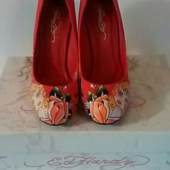 Ed Hardy Heels  - Picture 2 of 8